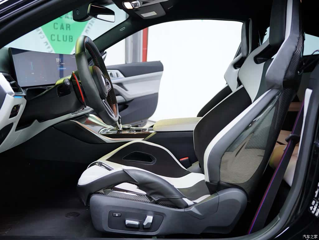 BMW M4, 2023 25
