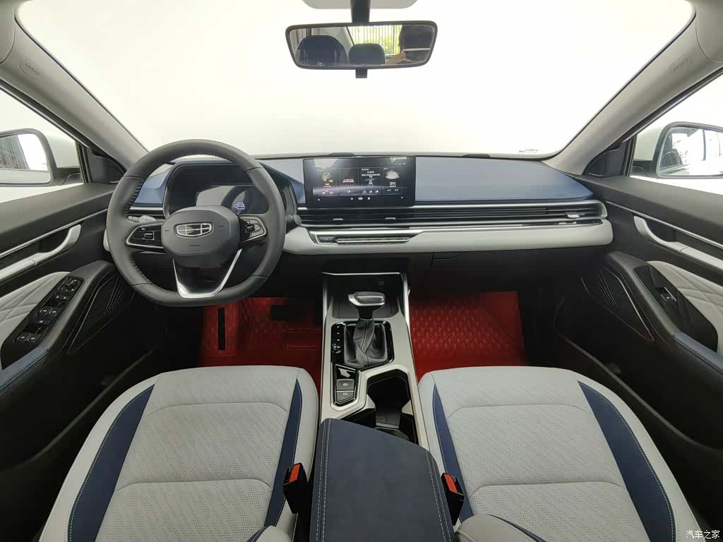 Geely Emgrand, 2023 все фото