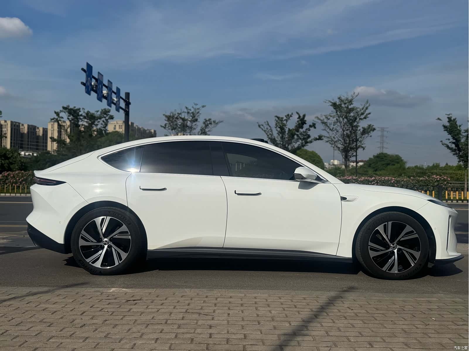 NIO ET5, 2025 8