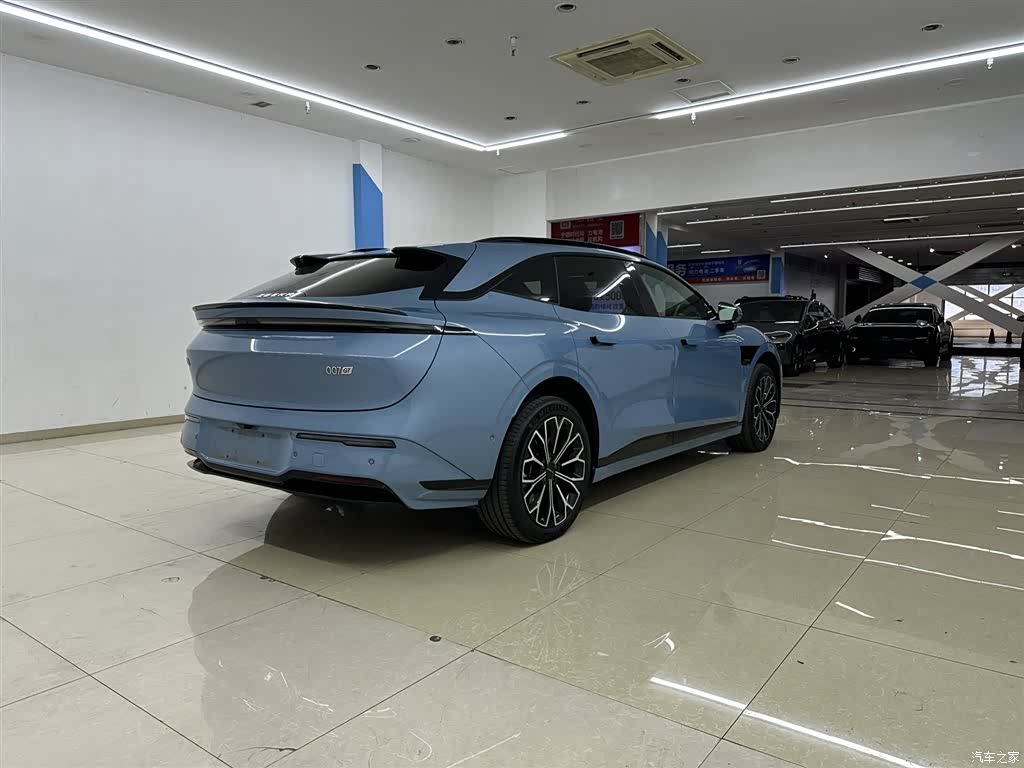 Zeekr 007, 2025 3