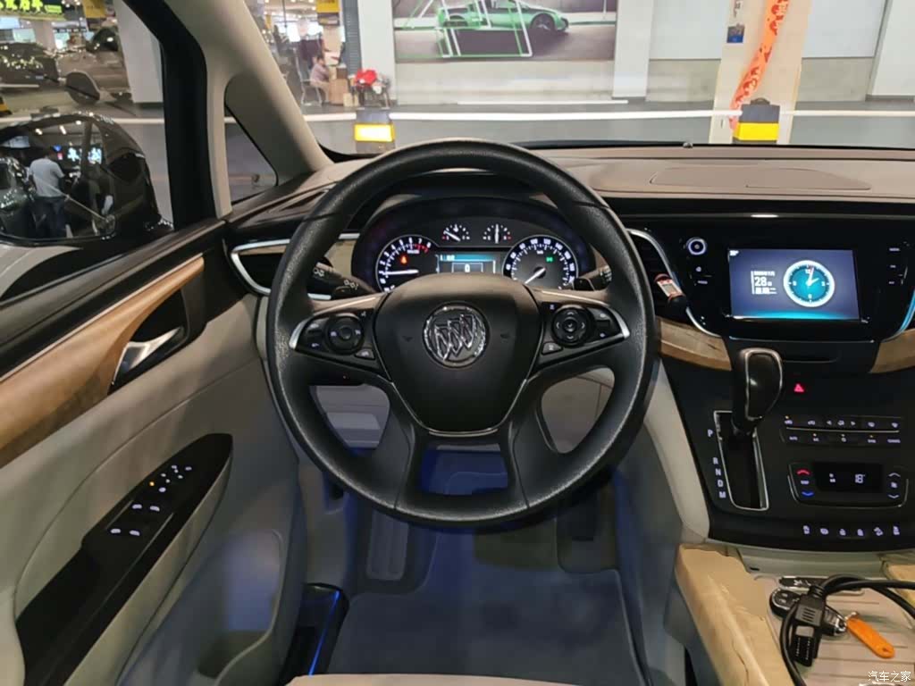 Buick GL8, 2019 11