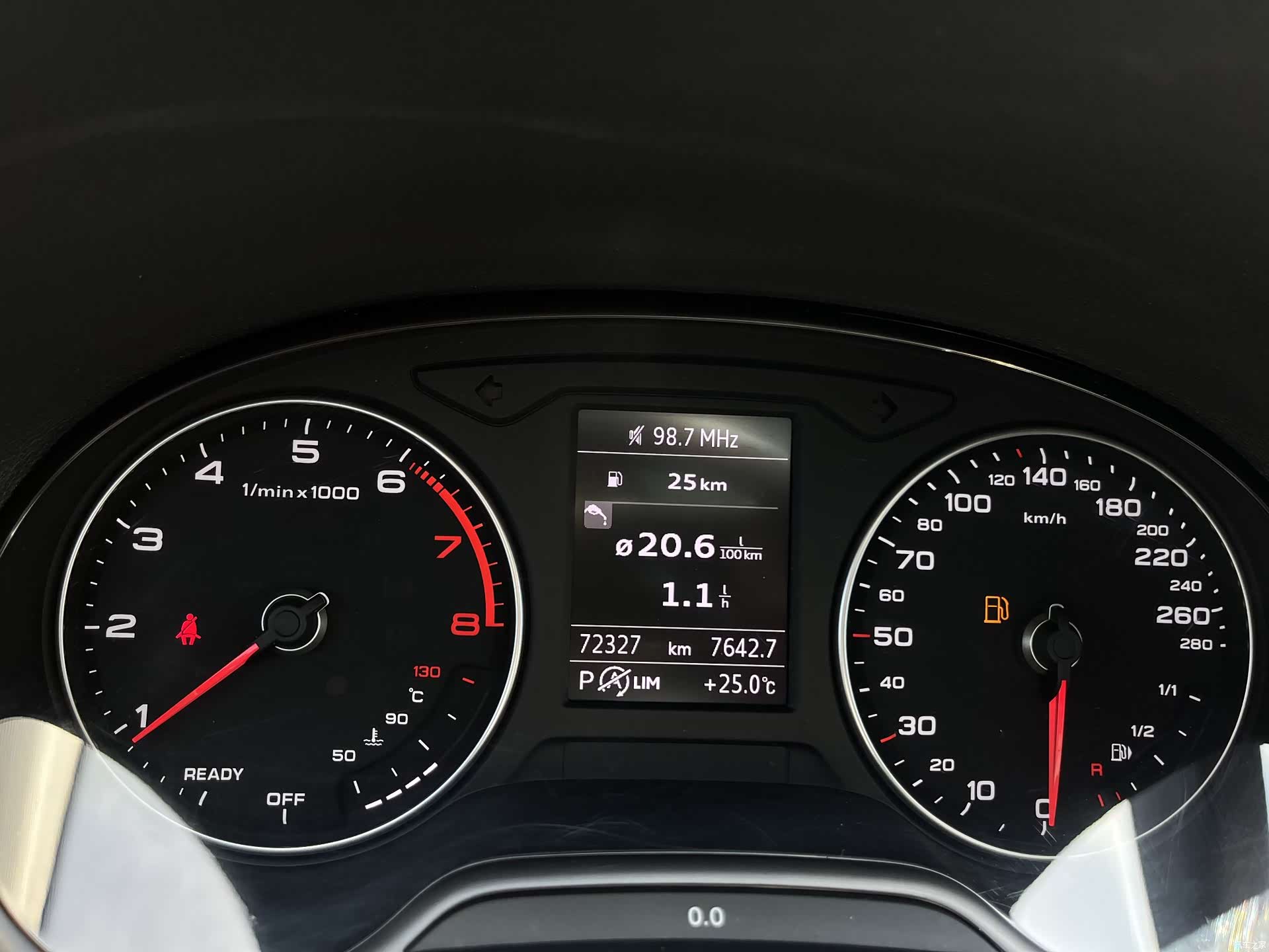 Audi Q2L, 2020 12
