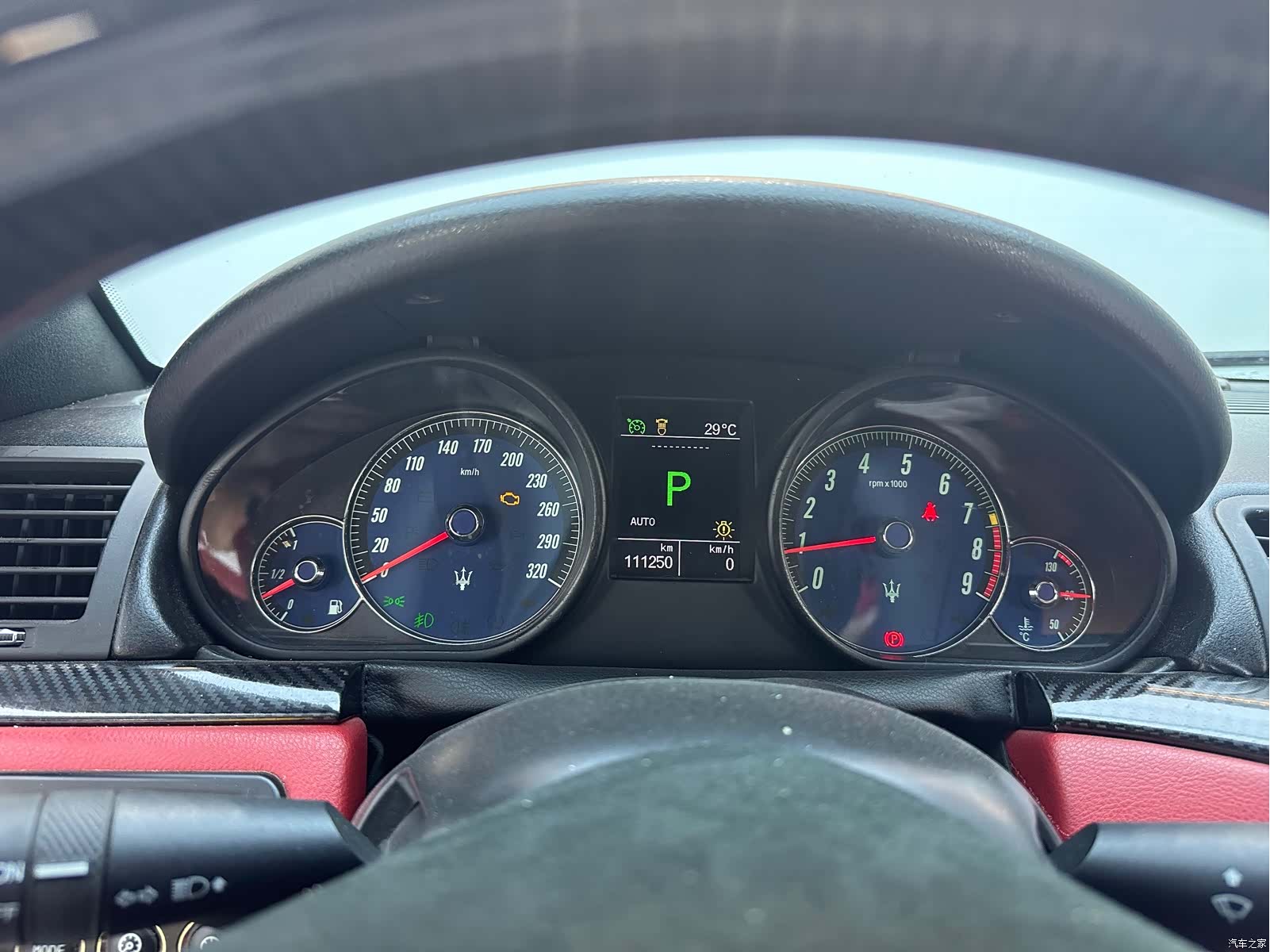 Maserati GranTurismo, 2011 10