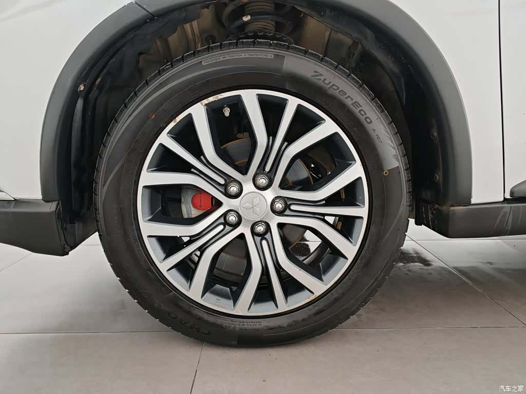 Mitsubishi Outlander, 2018 17
