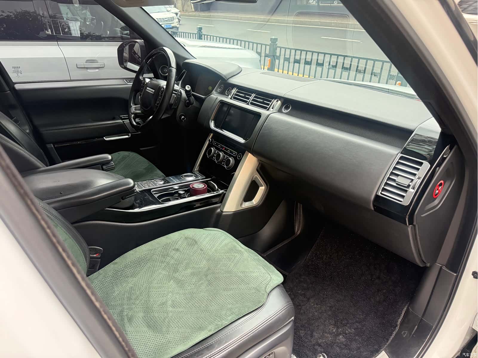 Land Rover Range Rover, 2016 13