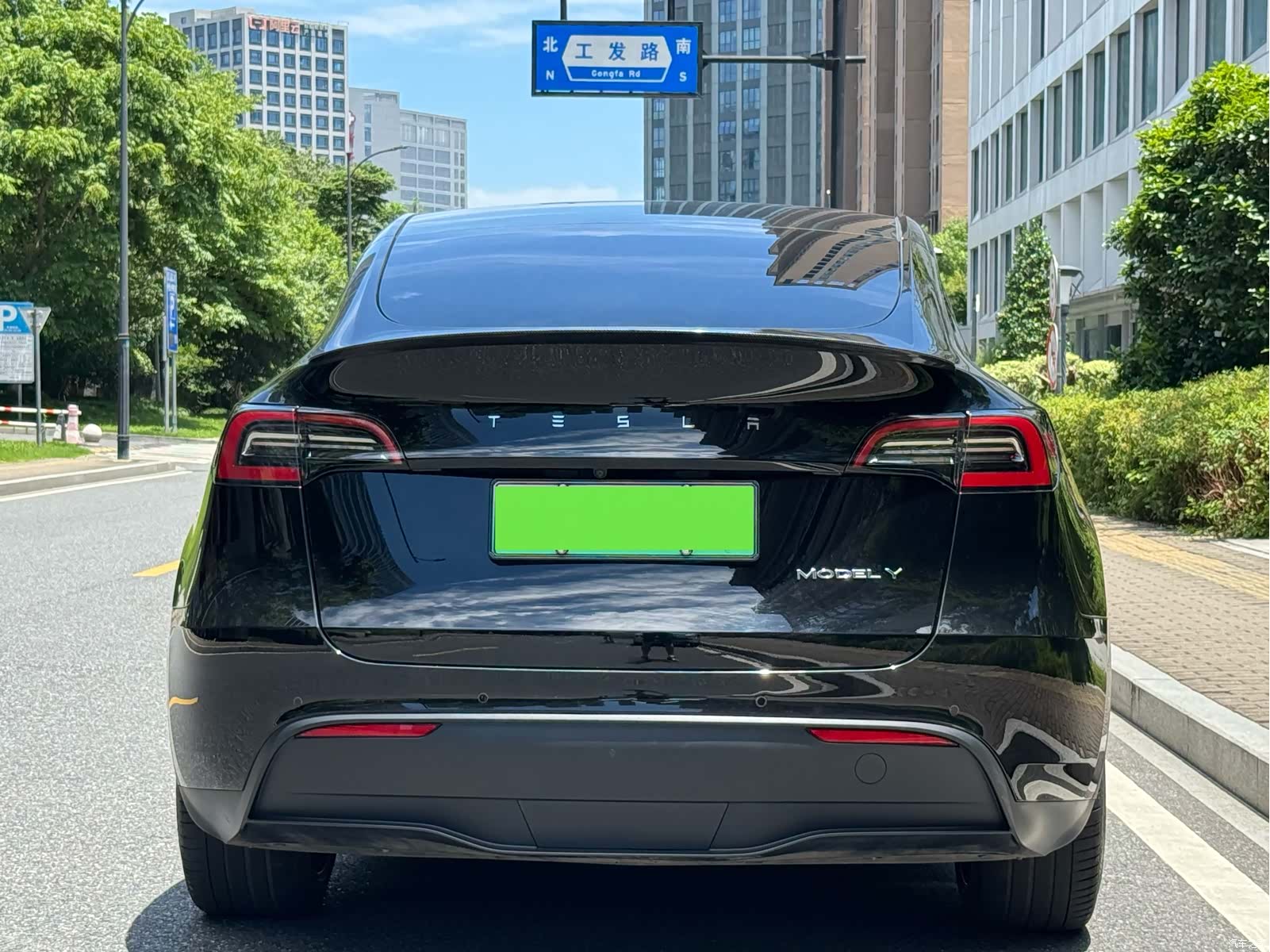 Tesla Model Y, 2023 11