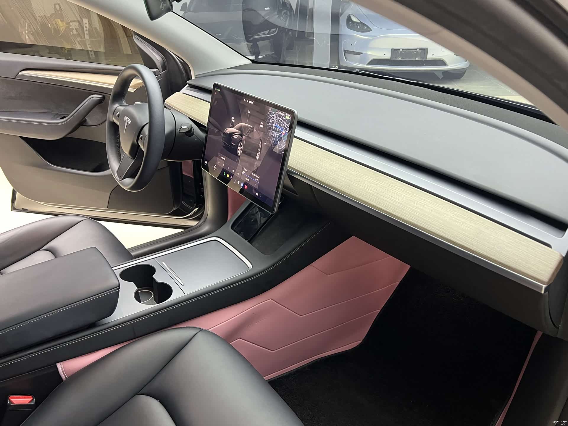 Tesla Model Y, 2022 11