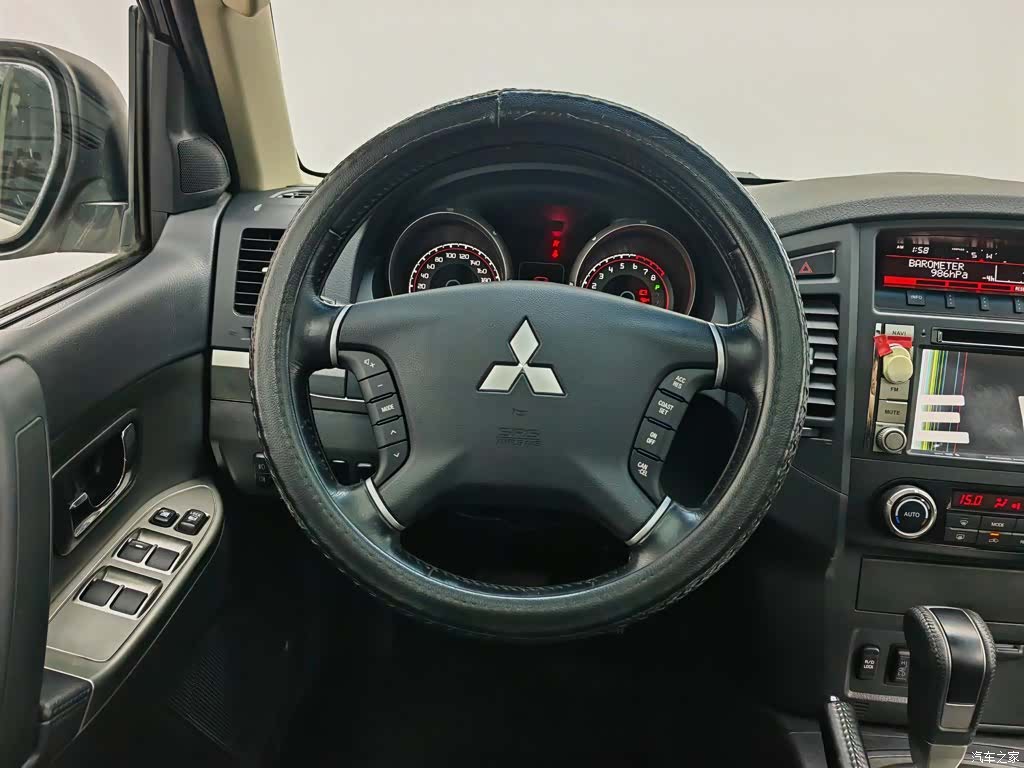 Mitsubishi Pajero, 2014 11