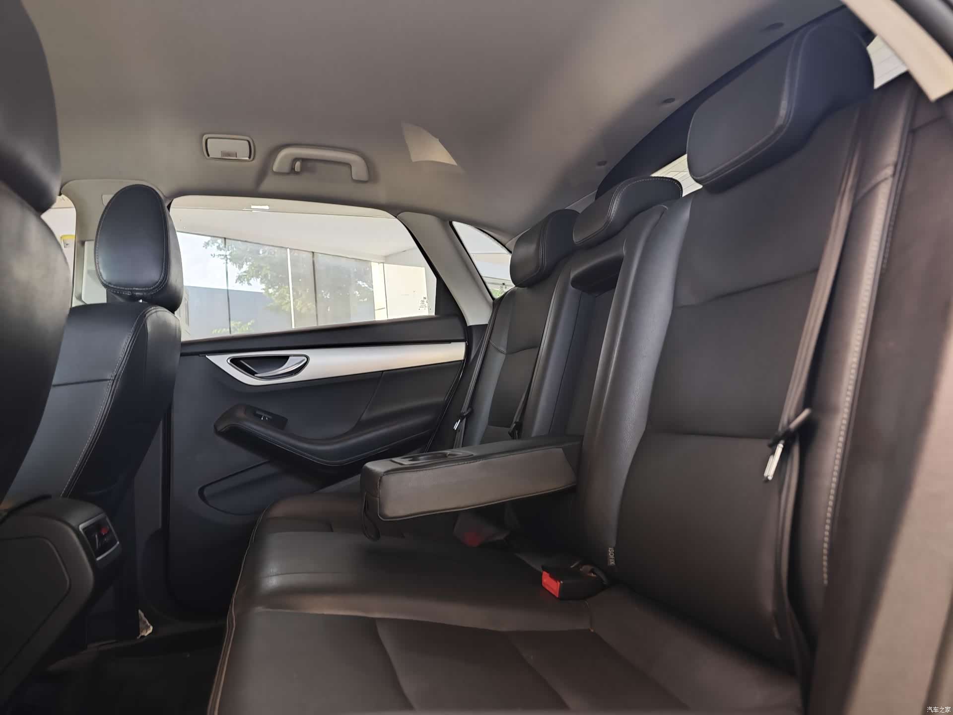 Zotye SR7, 2016 22