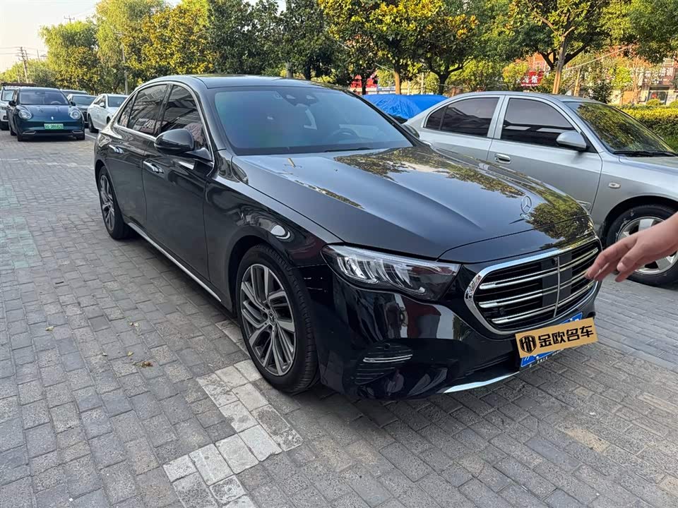 Mercedes-Benz E-class Mercedes-Benz E-class