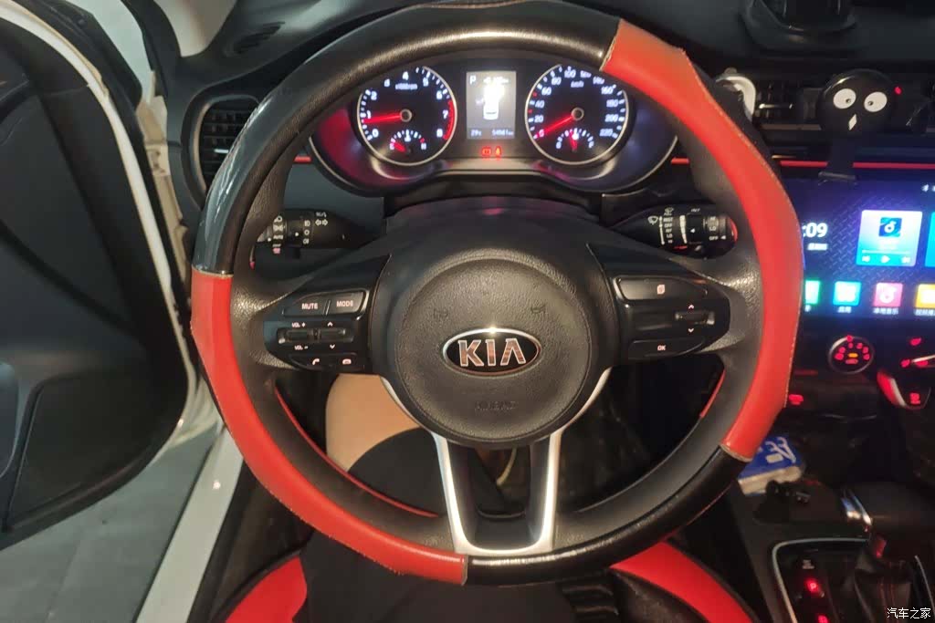 Kia KX, 2018 15
