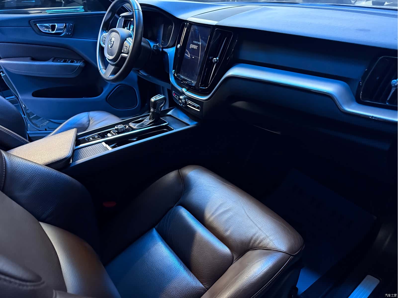 Volvo XC60, 2020 16