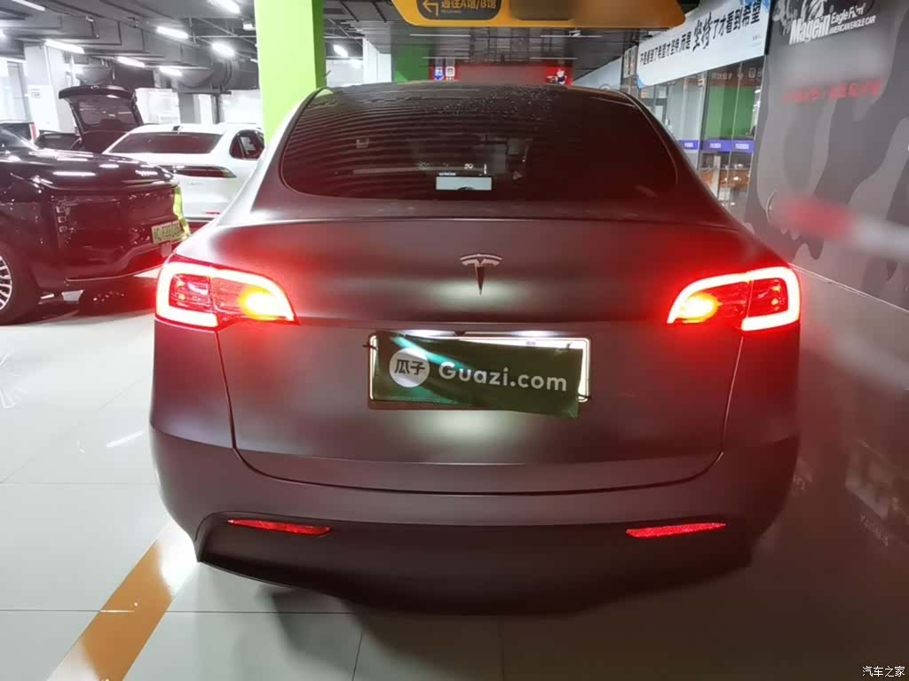 Tesla Model Y, 2023 6