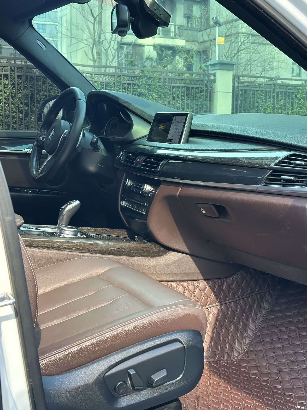 BMW X5, 2018 все фото