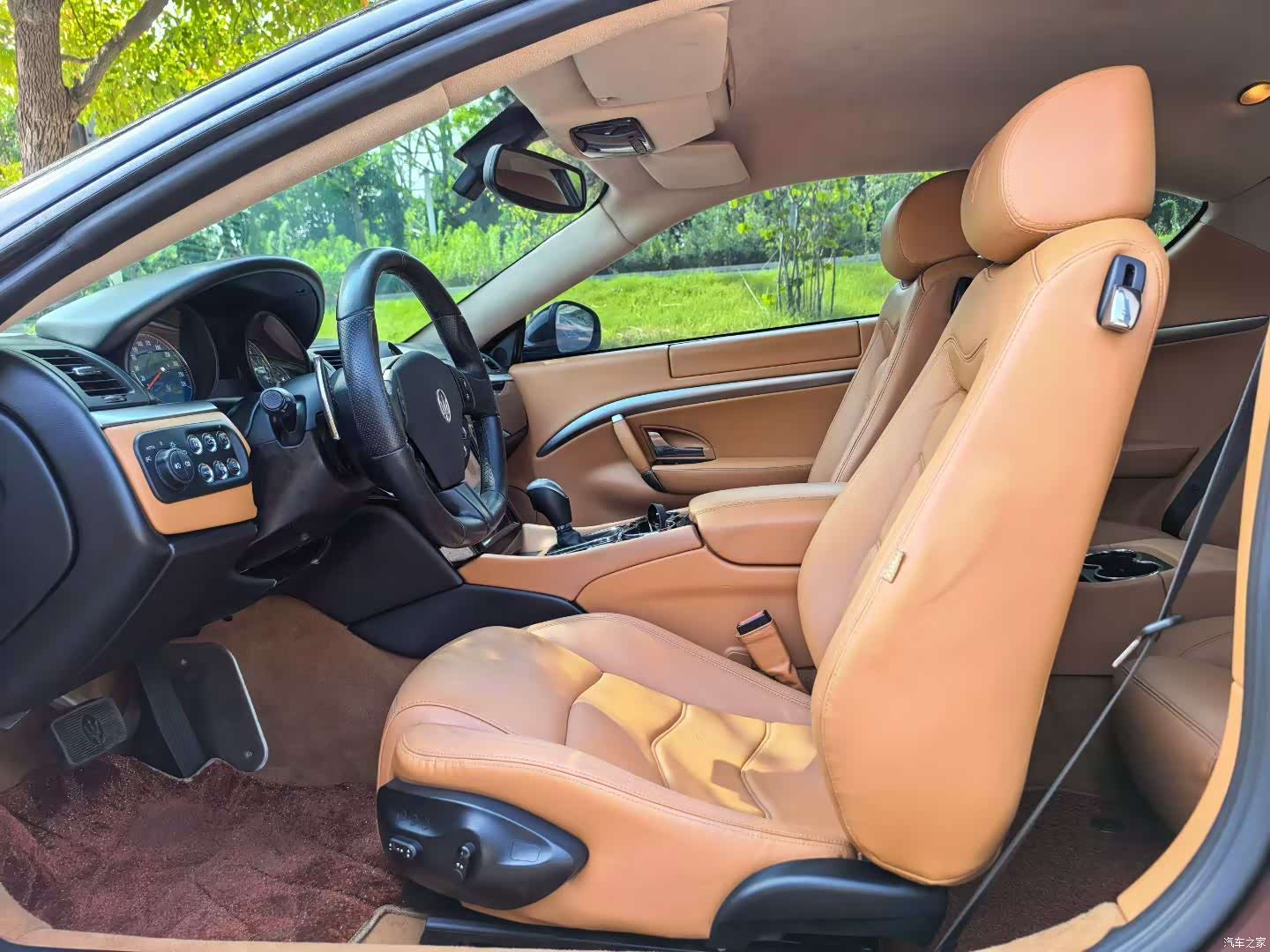 Maserati GranTurismo, 2018 все фото