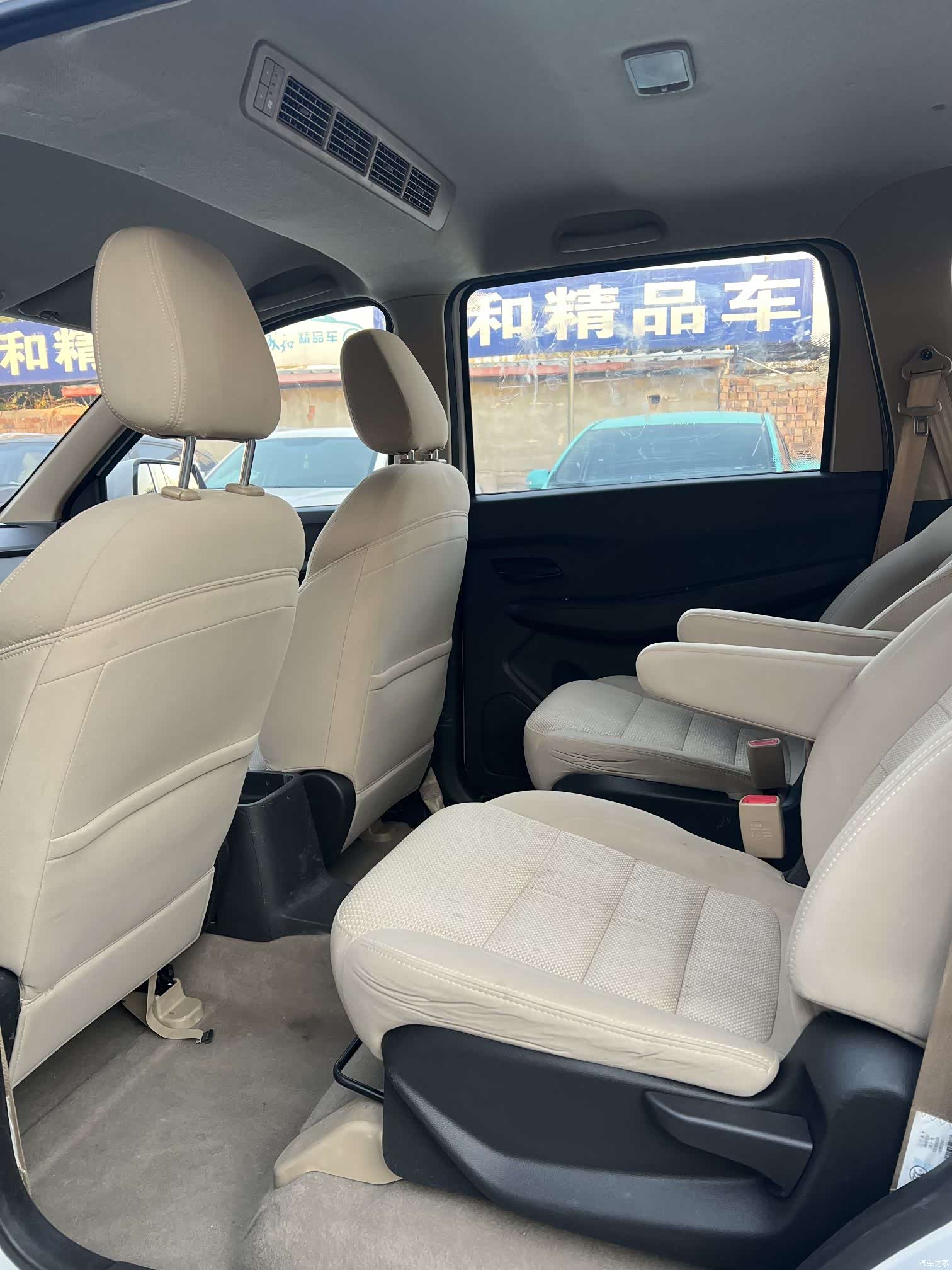 Wuling Hongguang, 2019 6