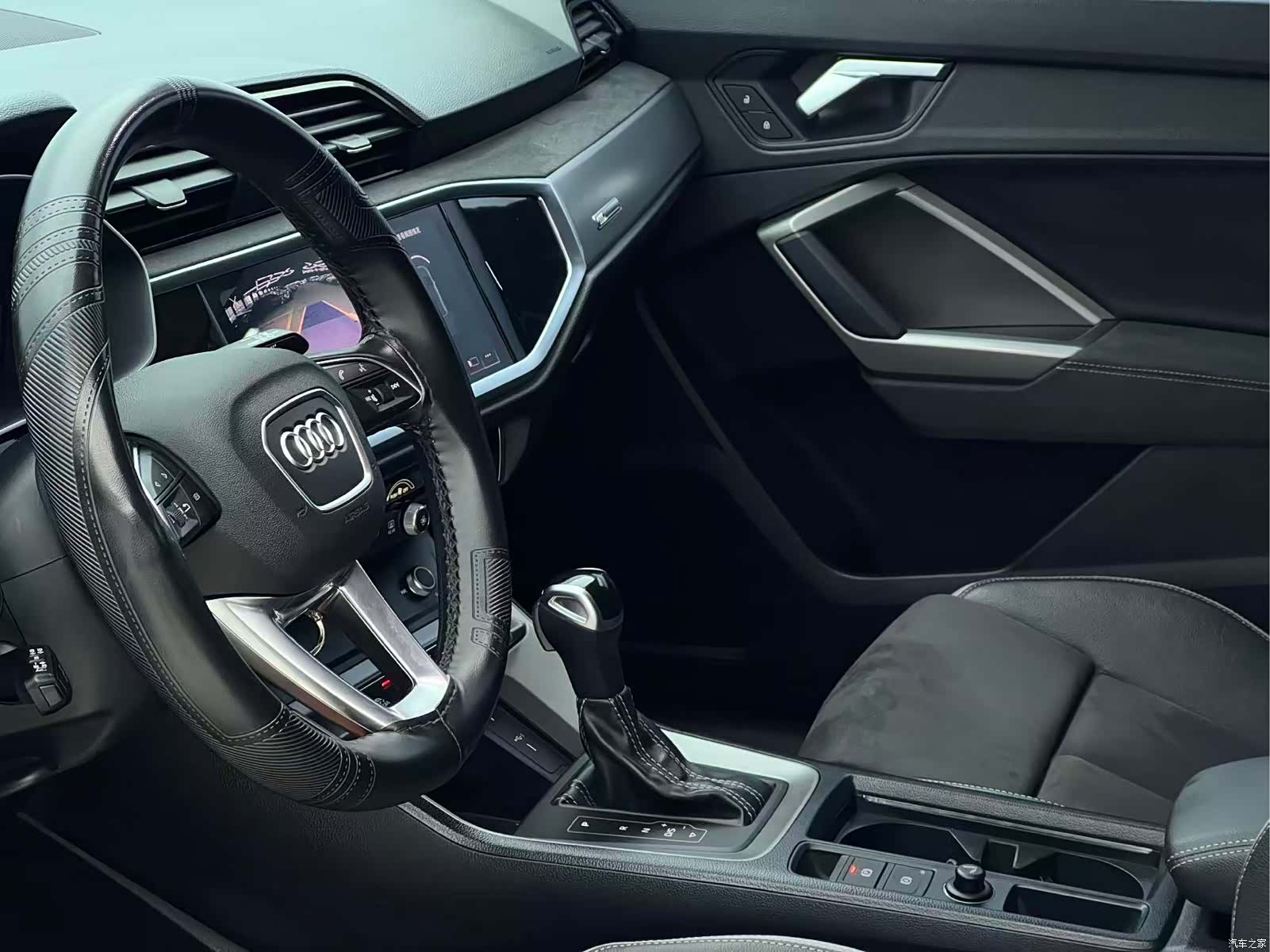 Audi Q3, 2022 20