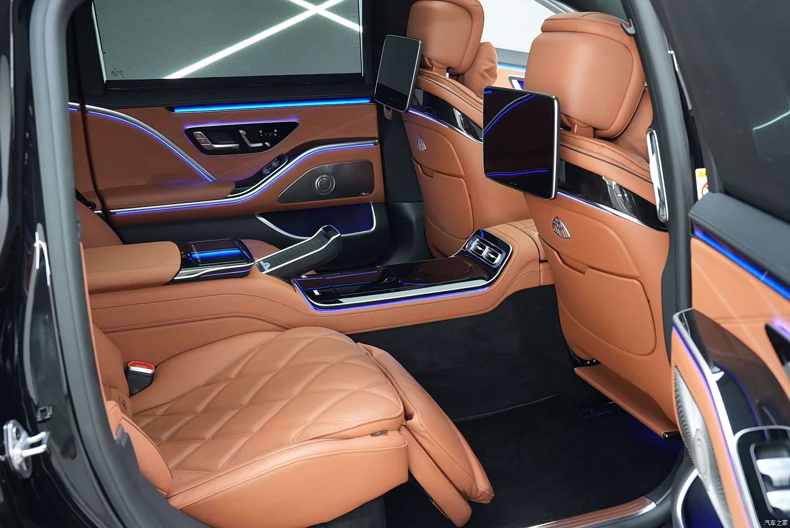 Maybach S-Class, 2023 18