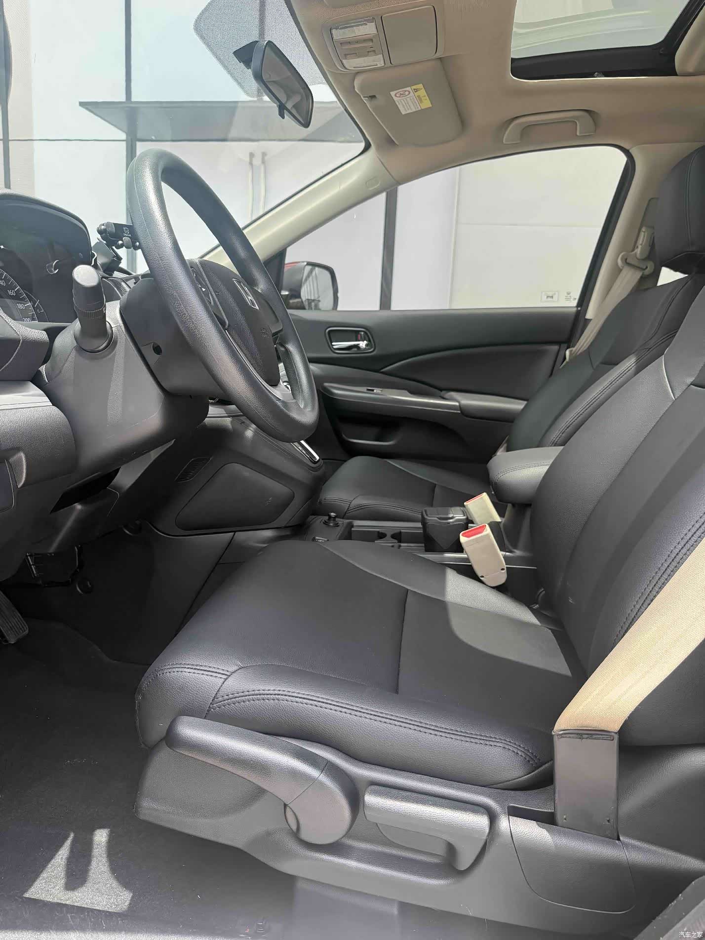 Honda CR-V, 2017 все фото