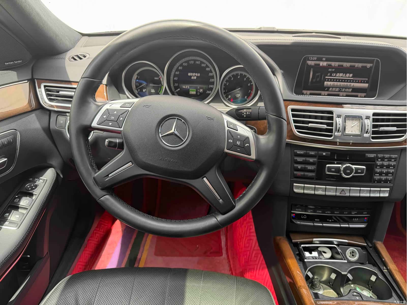 Mercedes-Benz E-Class, 2016 10