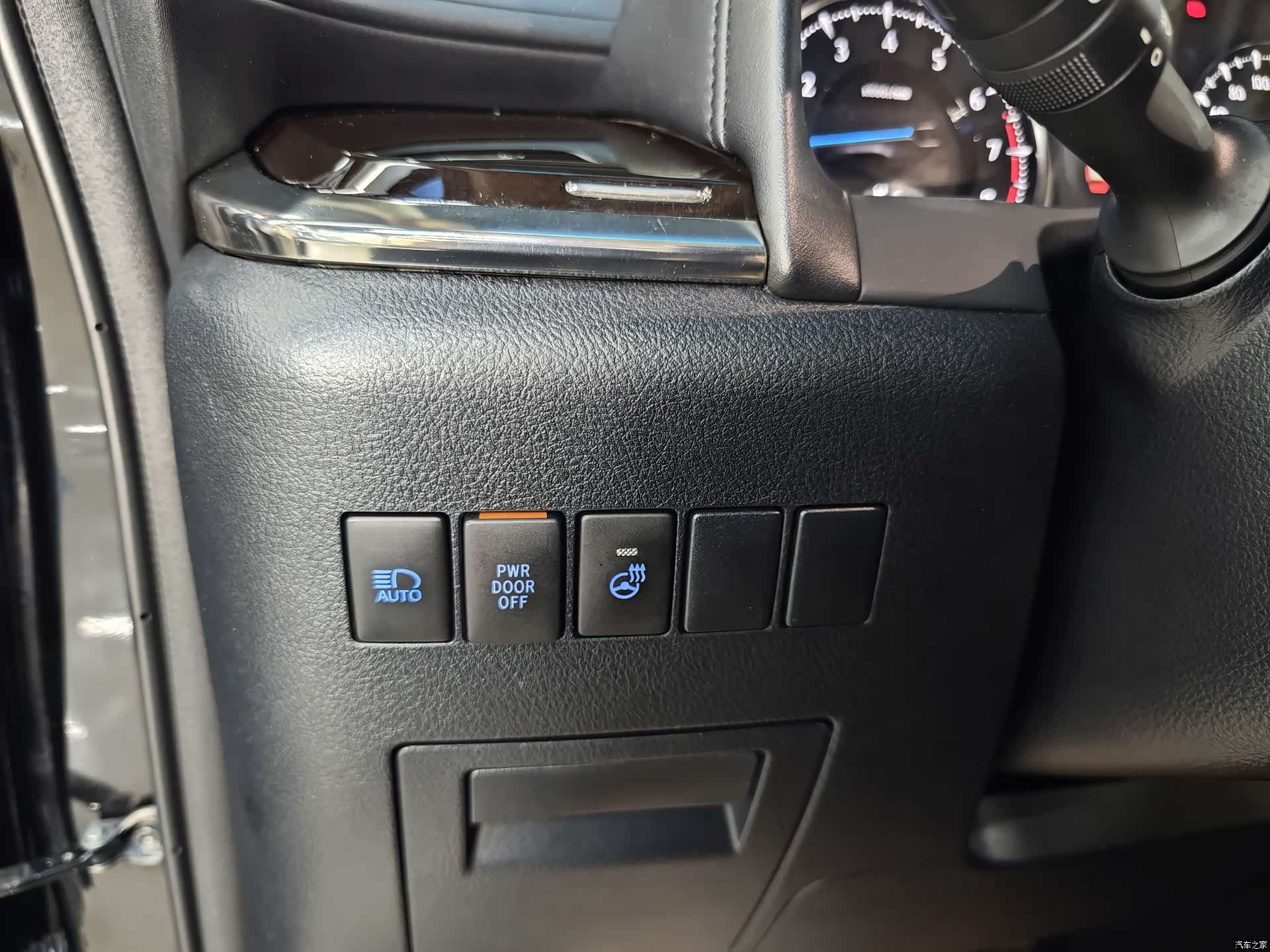 Toyota Alphard, 2017 14