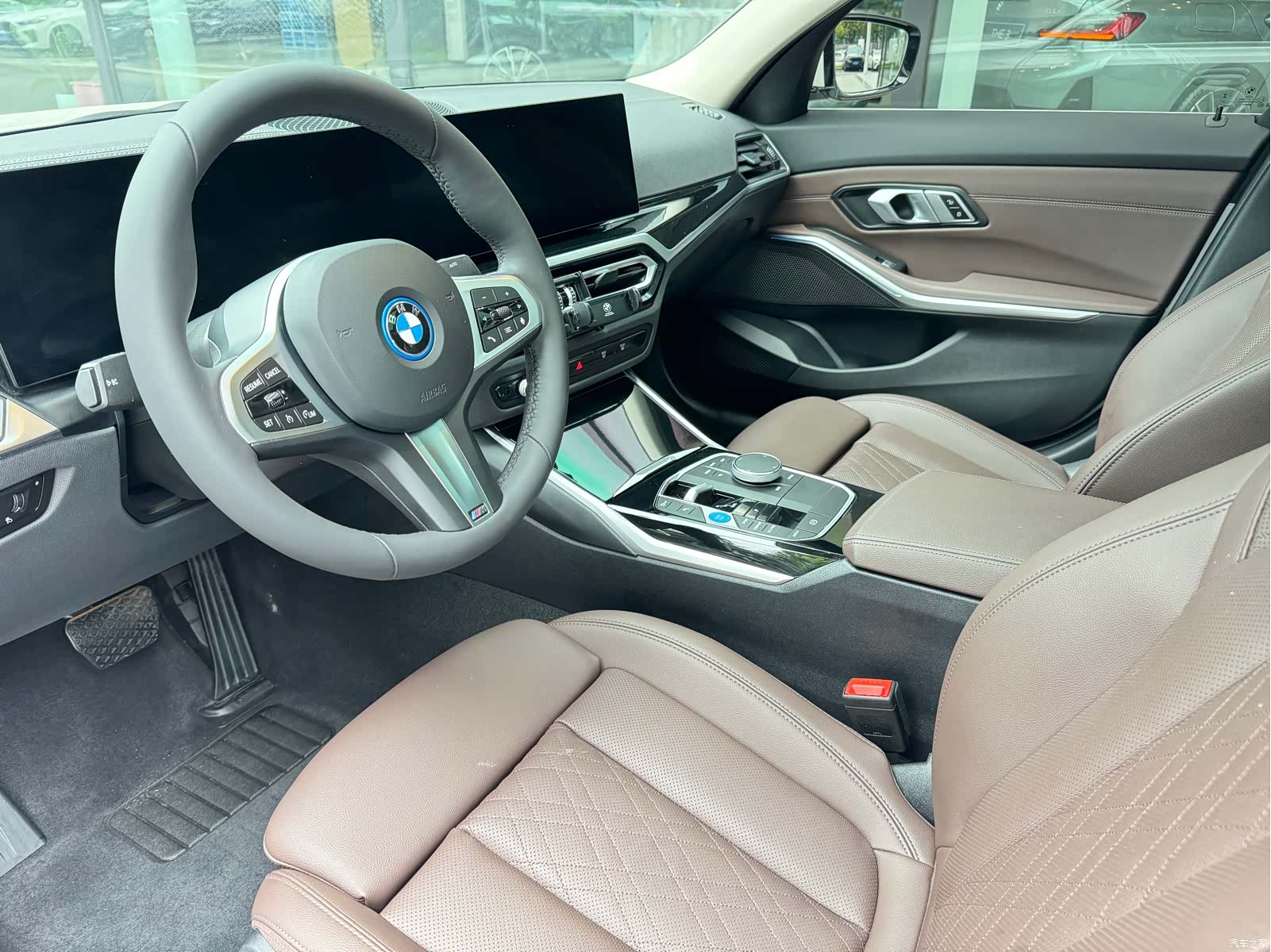 BMW i3, 2024 10