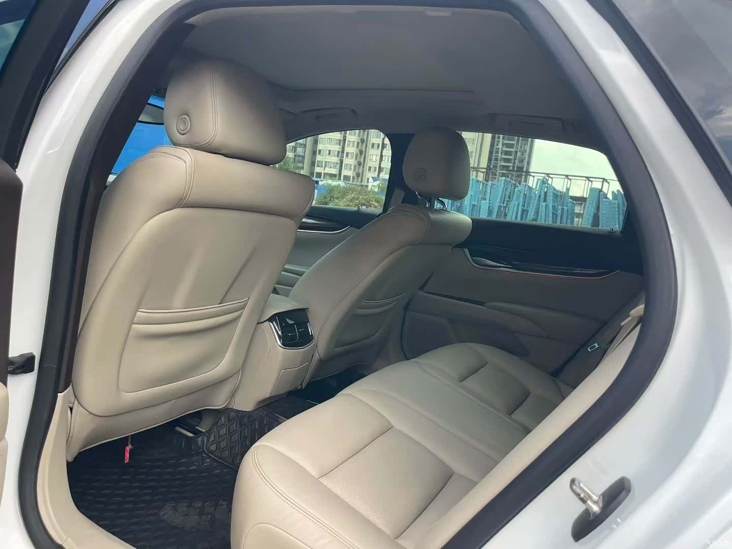 Cadillac XTS, 2017 7