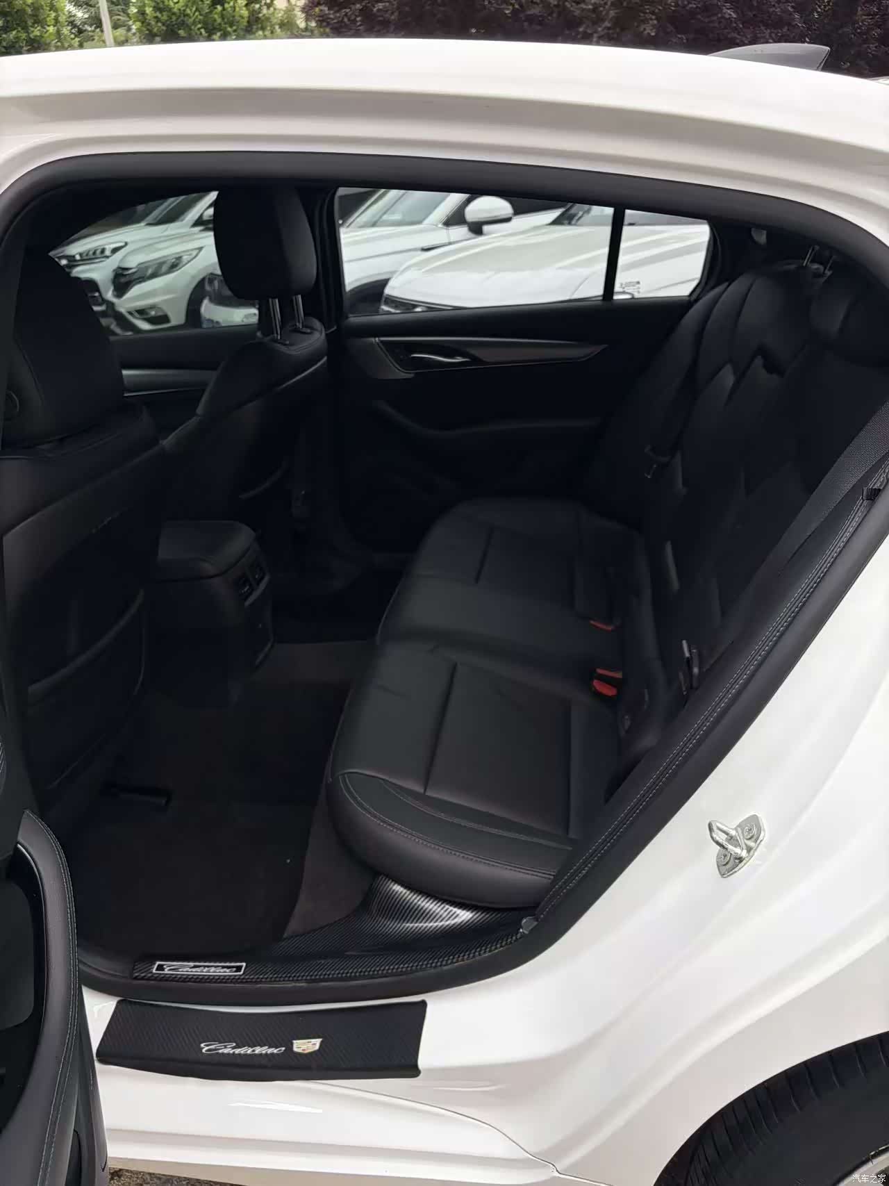 Cadillac CT5, 2022 8
