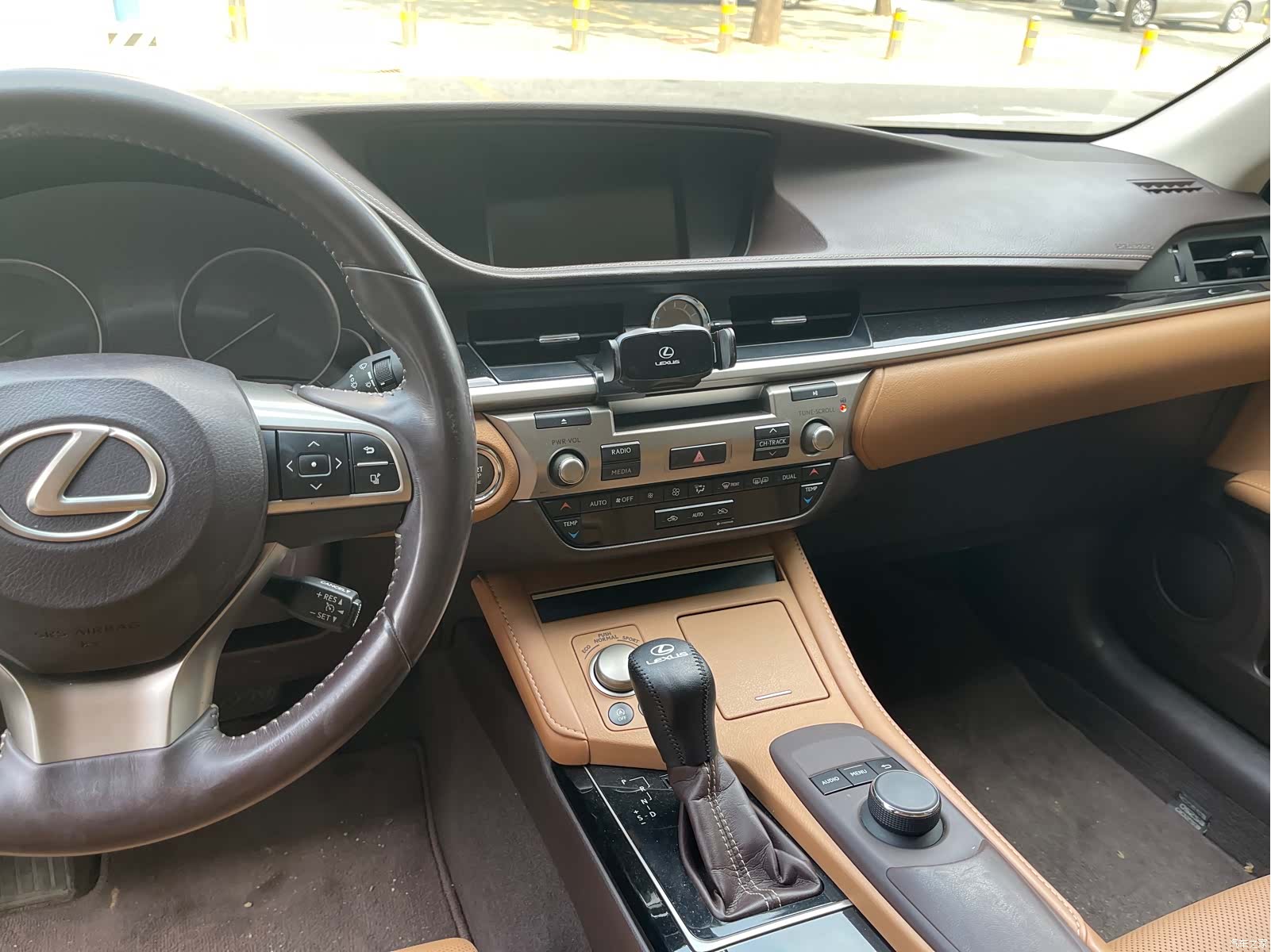 Lexus ES, 2018 6