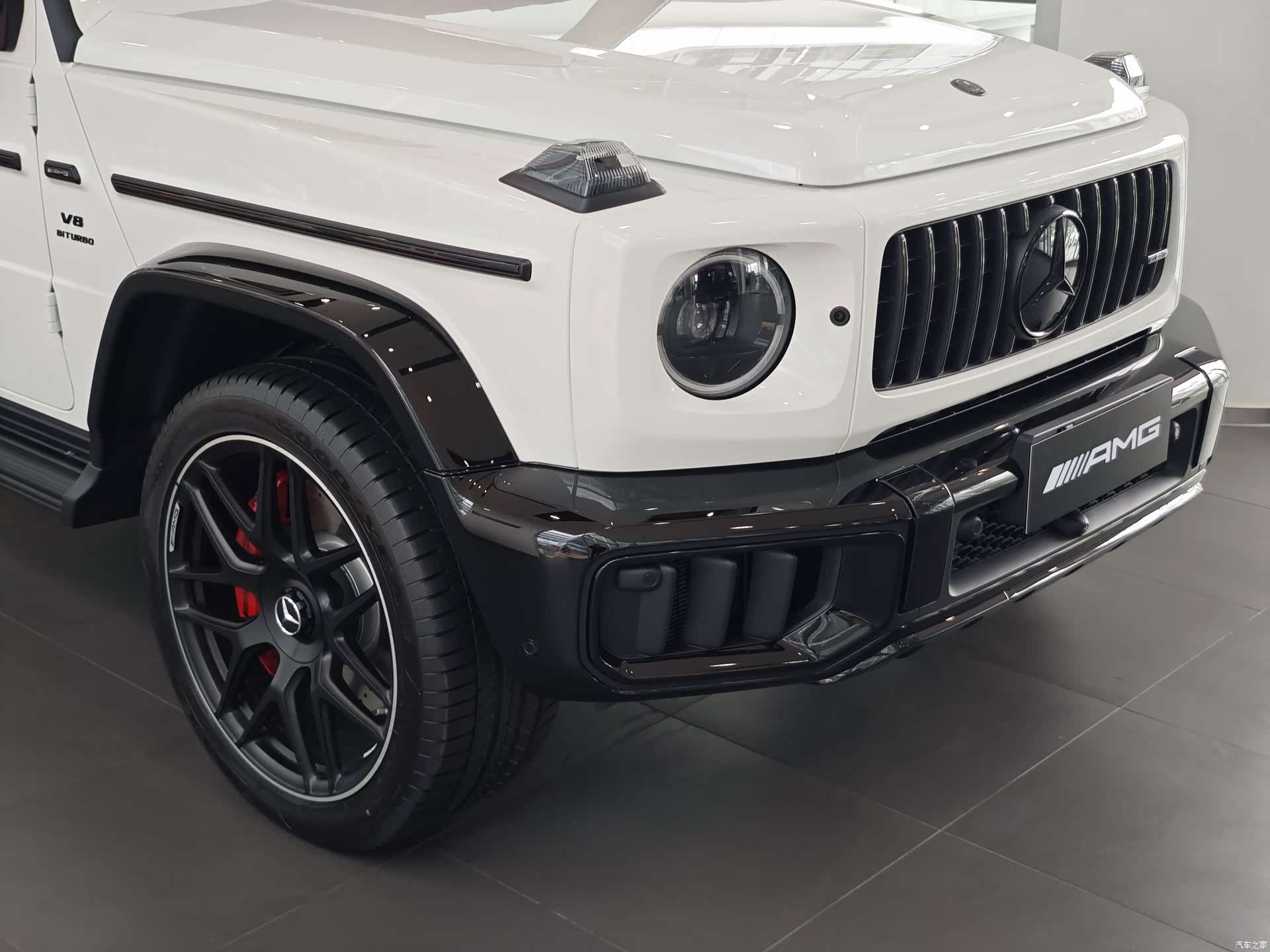 Mercedes-Benz G-Class, 1900 3