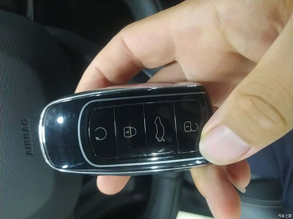 Chery Tiggo 8, 2026 9