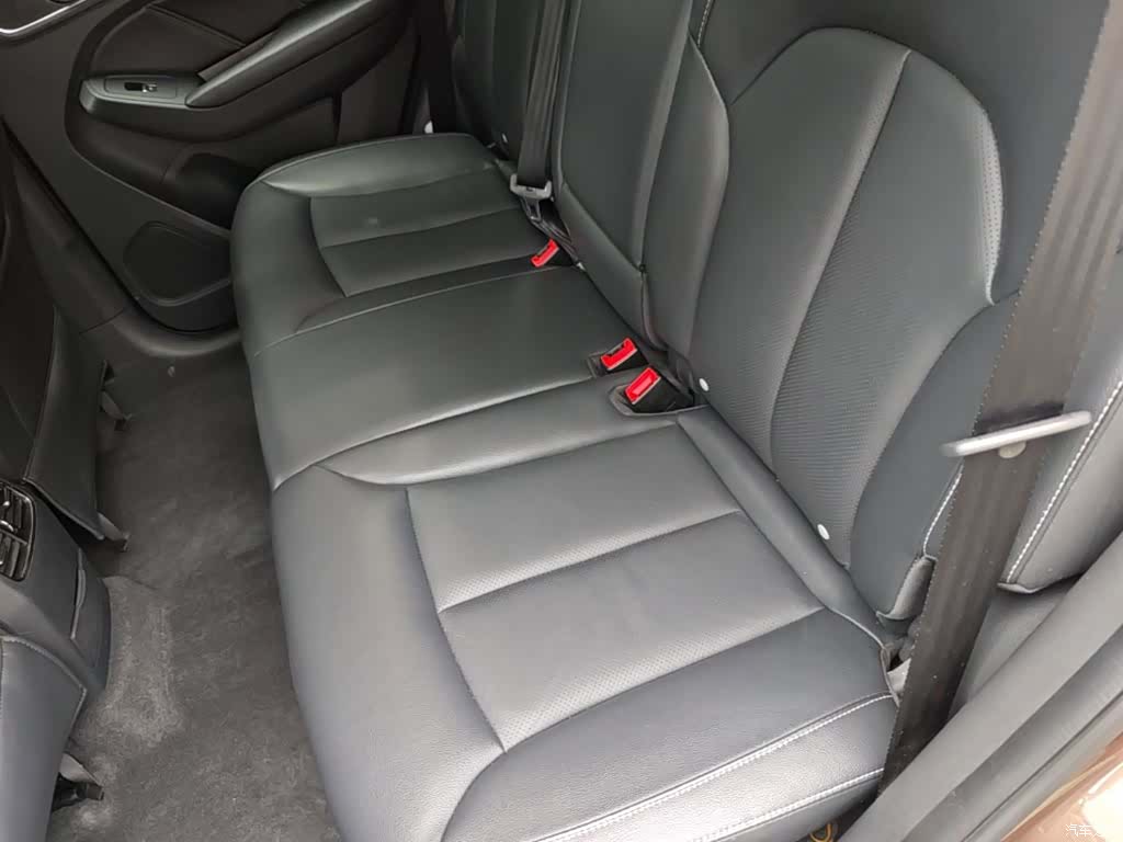 Roewe RX5, 2017 17
