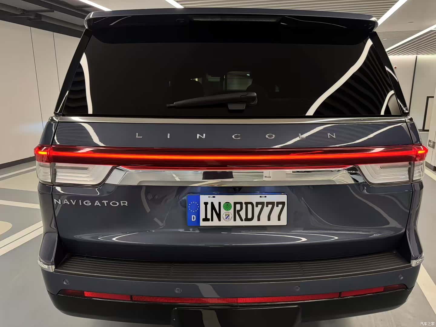 Lincoln Navigator, 2023 6