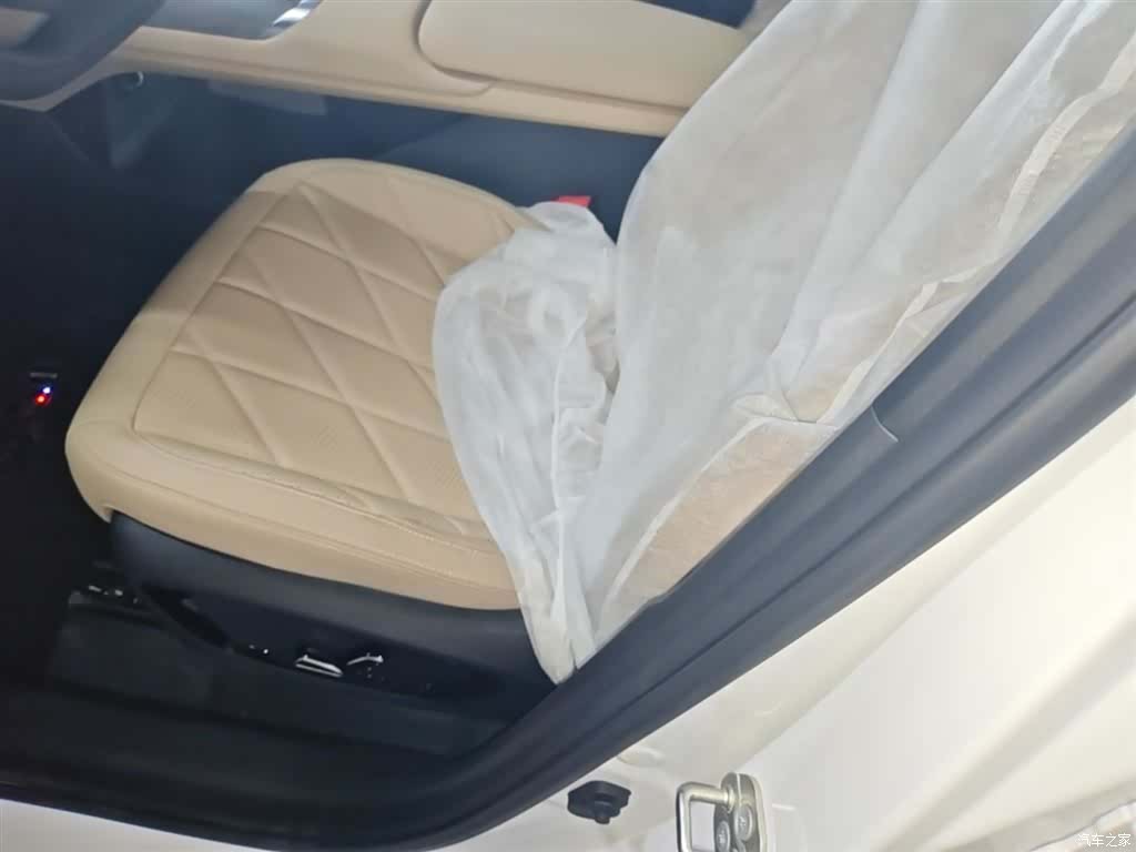 Changan CS75, 2026 15