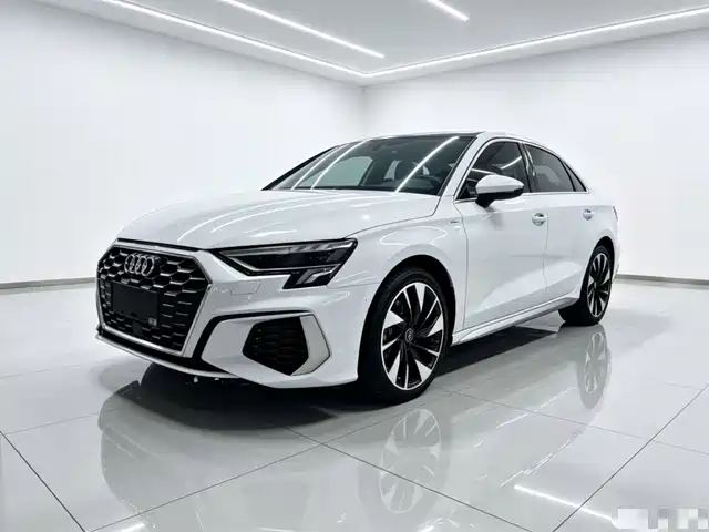 Audi A3 2024 — купить из Китая под заказ