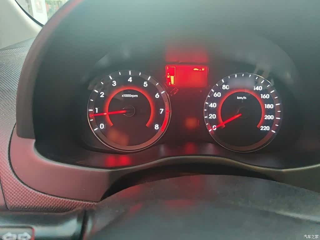 Hyundai GLX, 2015 4