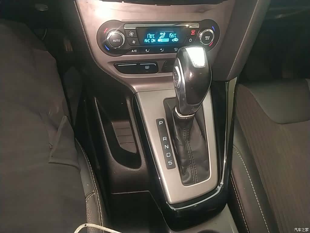 Ford Focus, 2015 14