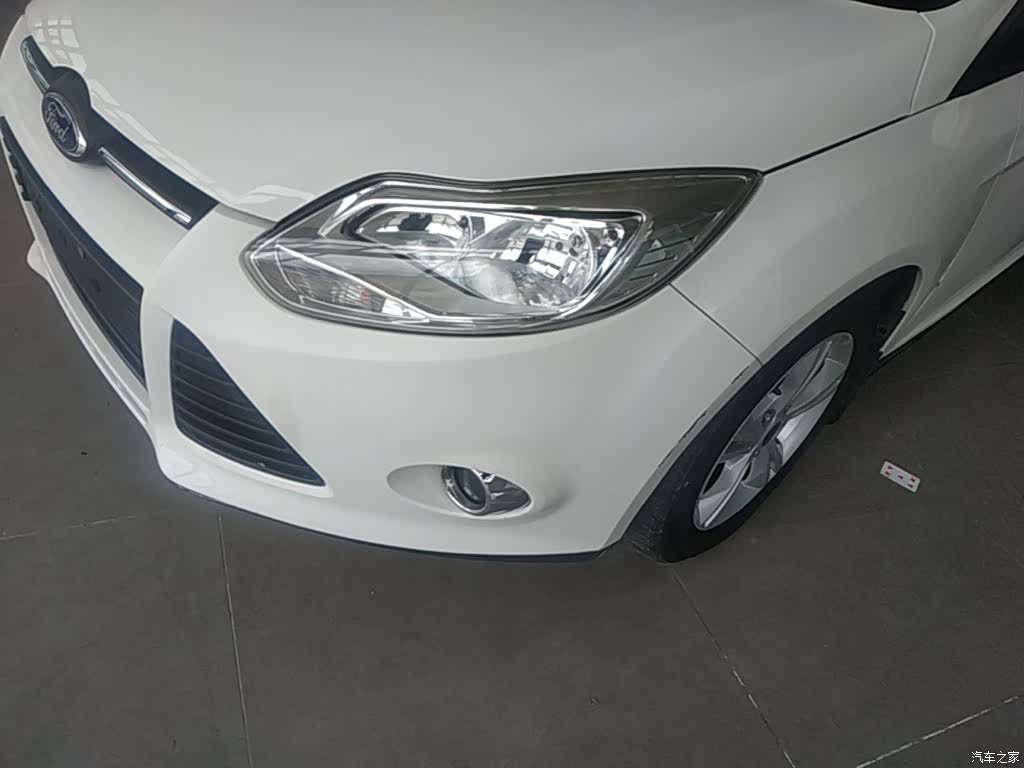Ford Focus, 2015 24
