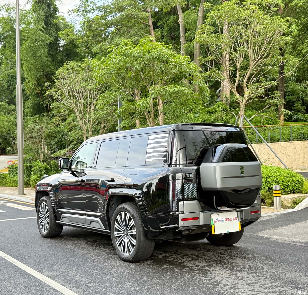 Yangwang U8, 2024 6