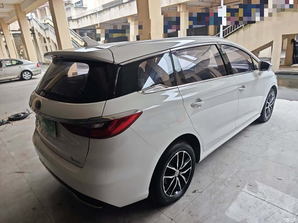 BYD Song, 2018 7