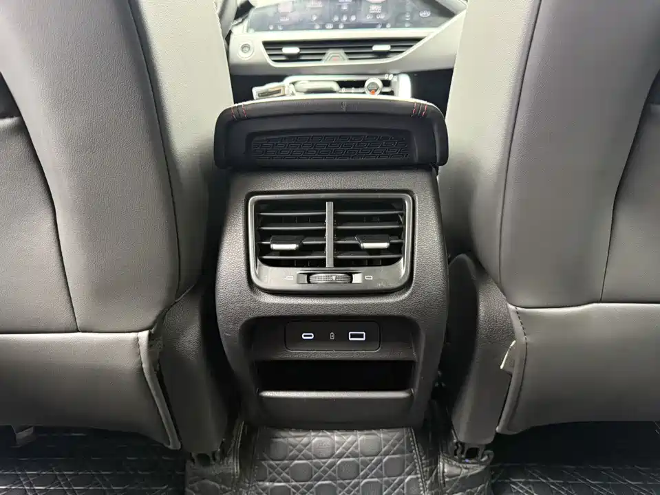 Geely Tugella (рест)