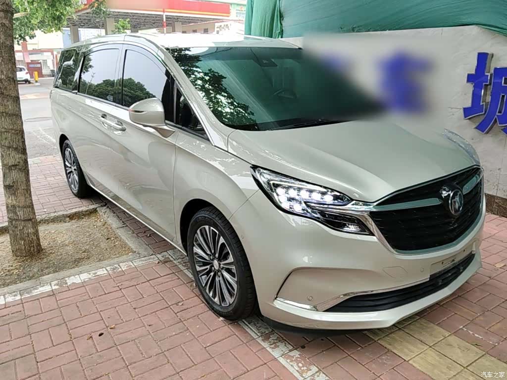 Buick GL8, 2021 4