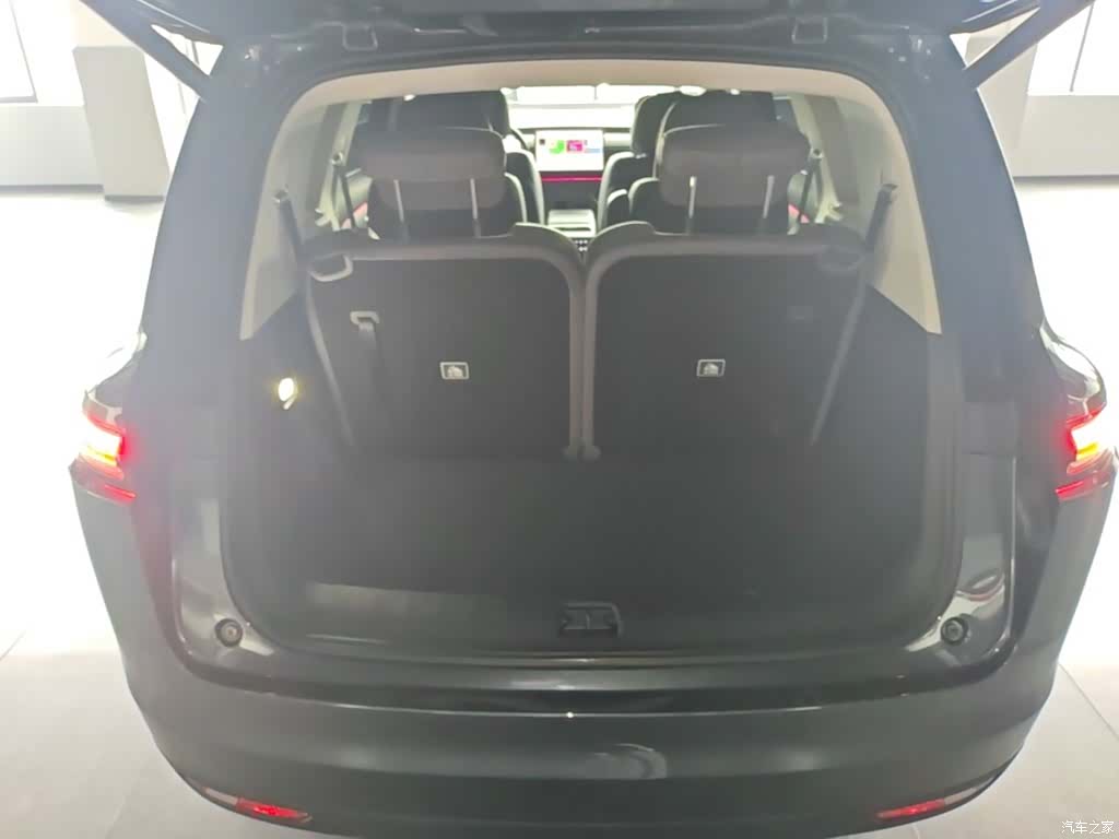 Leapmotor C16, 2025 19