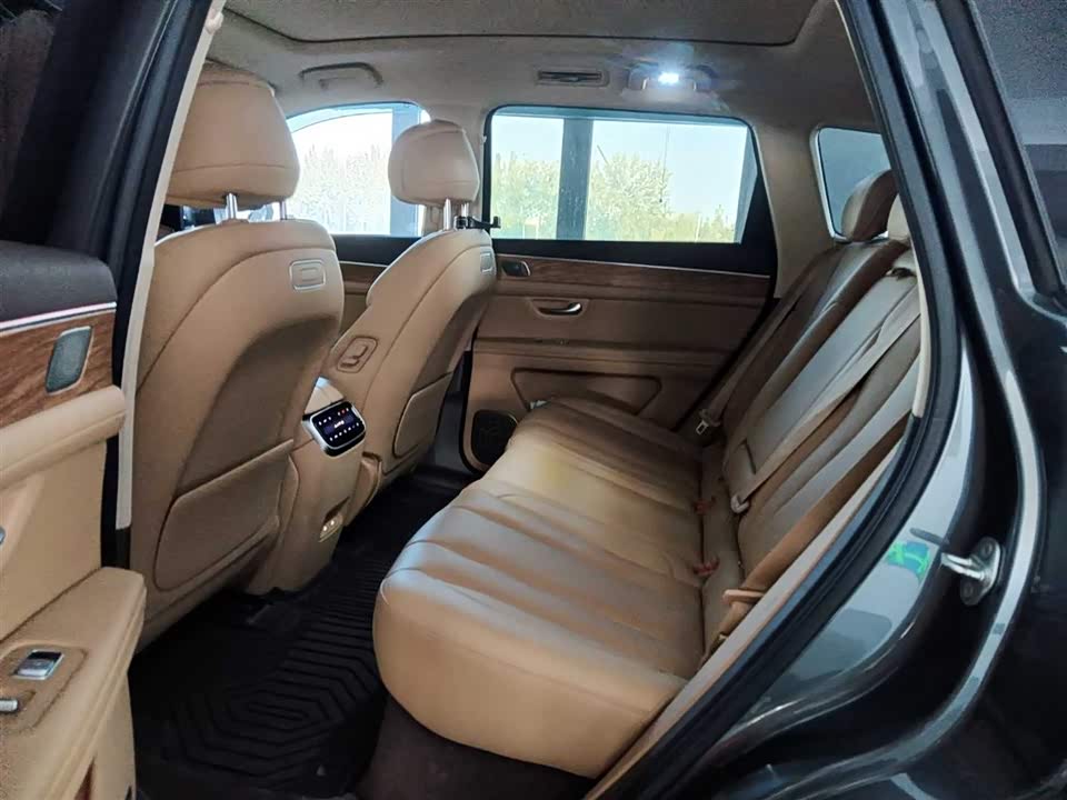 AITO Ask the world M7