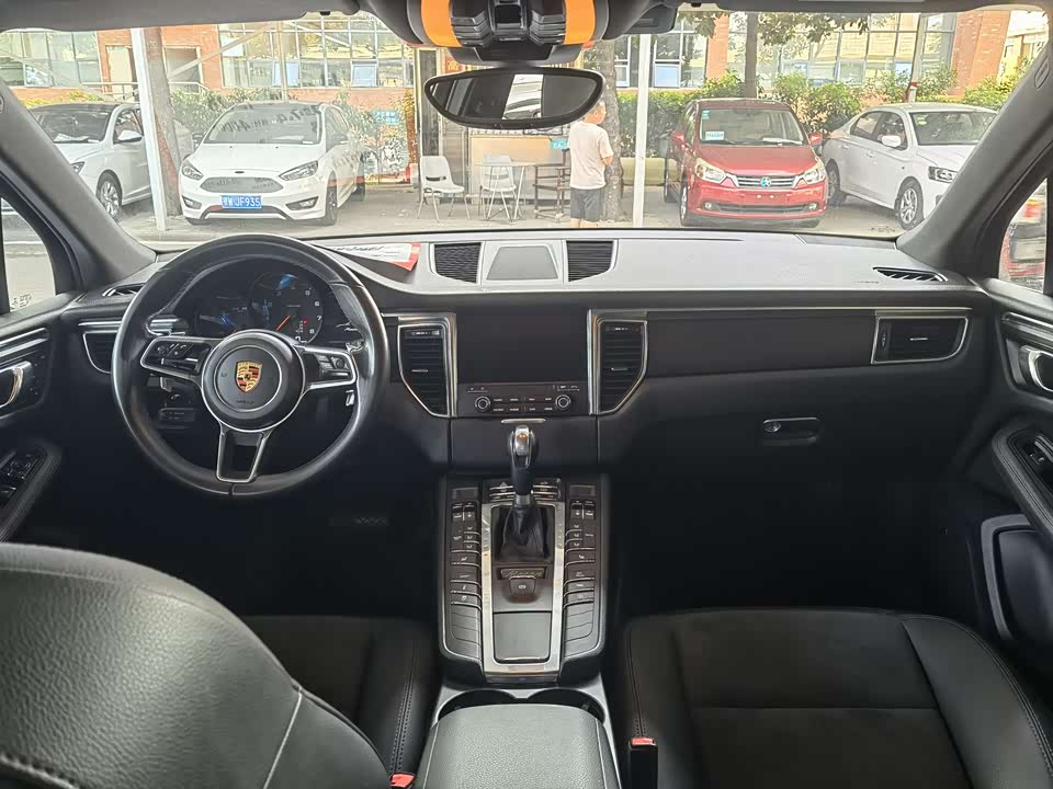 Porsche Macan Porsche Macan