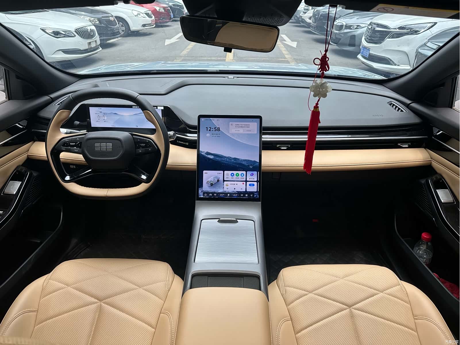 Geely Galaxy L6, 2024 12