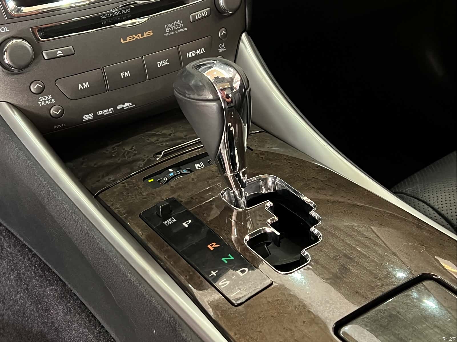 Lexus IS, 2010 12