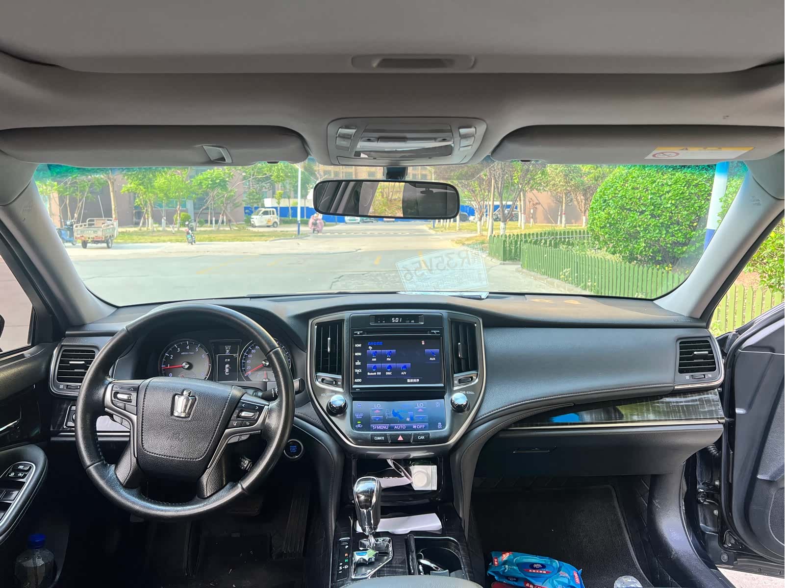 Toyota Crown, 2016 11