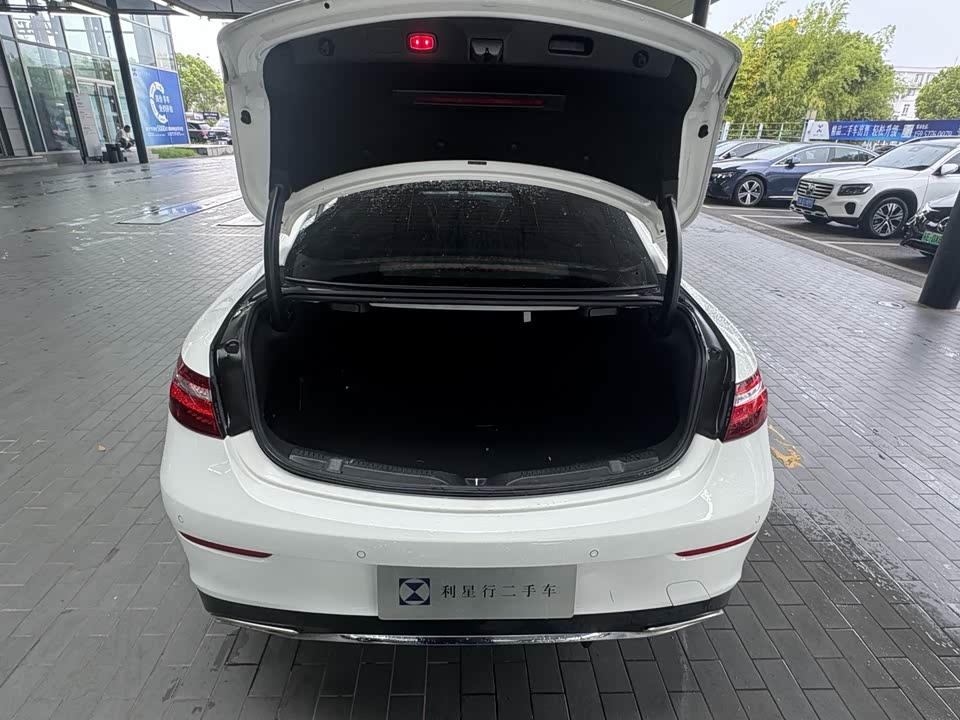 Mercedes-Benz E-class Mercedes-Benz E-class