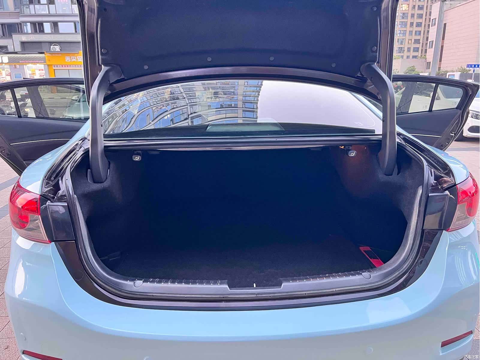 Mazda Atenza, 2019 20